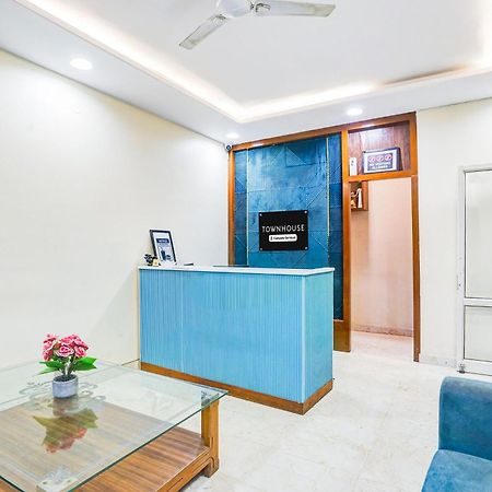 Super Townhouse Jagatpura Hotel Jaipur Exterior photo